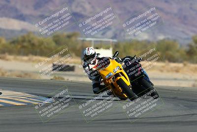 media/Jan-09-2022-SoCal Trackdays (Sun) [[2b1fec8404]]/Turn 14 (10am)/